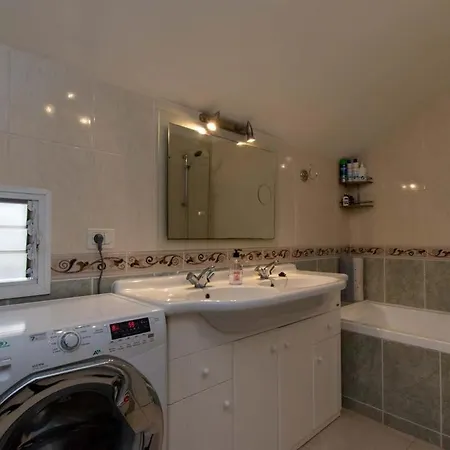 Tenerife Royal Gardens 19 - One Bed Front Line With Amazing Sea Views Playa de las Americas (Tenerife)